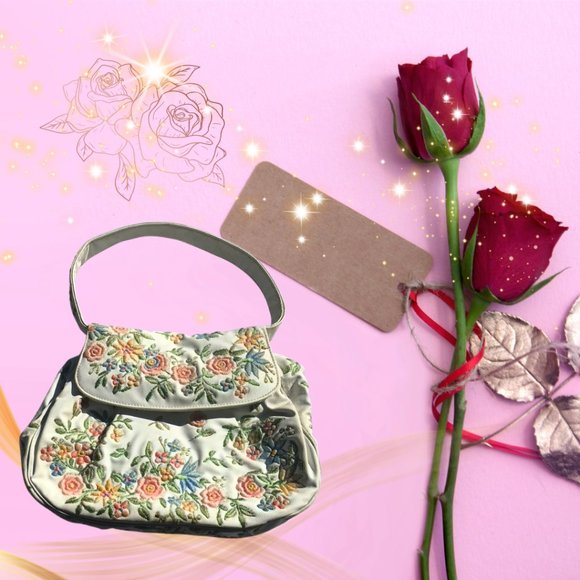 Vintage Bages Other - 👛🌸 Adorable Little Girl's Purse 🌸👛Reduced 5/14/25